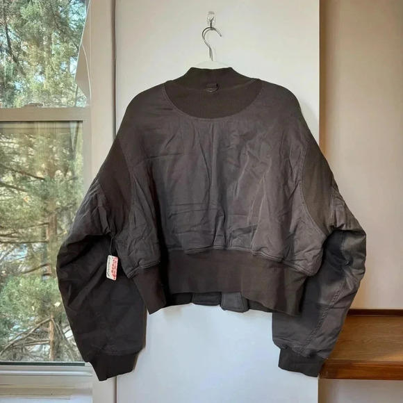 NNWT Free People Padded Cropped Bomber Jacket Dark Gray Black XL - Picture 8 of 8